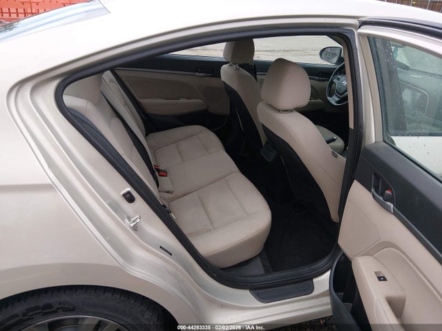 5NPD84LF9JH309018 Hyundai Elantra Value Edition