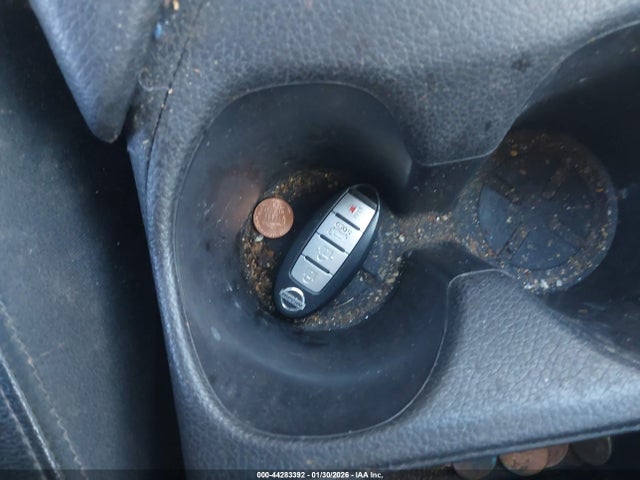 5N1AT2MV0GC817440 Nissan Rogue S/sl/sv