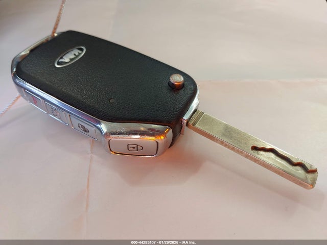 KNDJ23AU1L7039287 KIA SOUL S