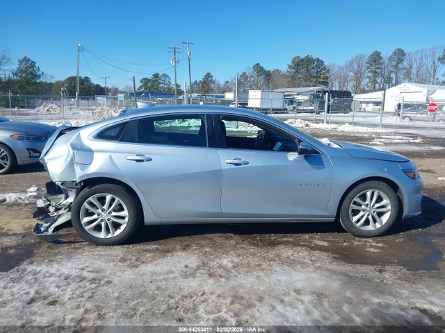1G1ZD5ST1JF231450 Chevrolet MALIBU LT