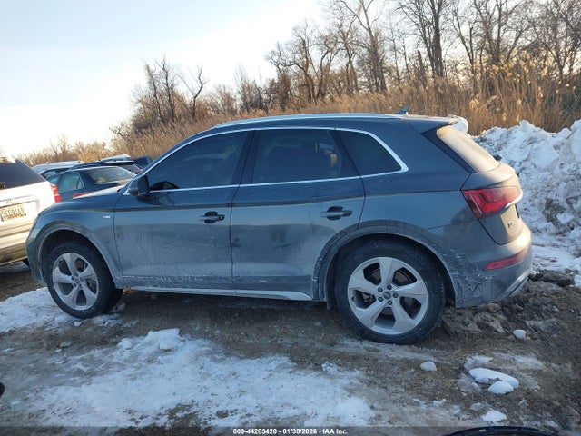 Продажа на аукционе авто 2022 Audi Q5 Premium Plus 45 Tfsi S Line Quattro S Tronic, vin: WA1EAAFY8N2048387, номер лота: 44283420