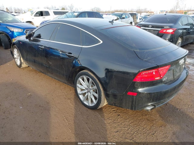 2013 AUDI A7 WAUYGAFC2DN085872 Photo 2