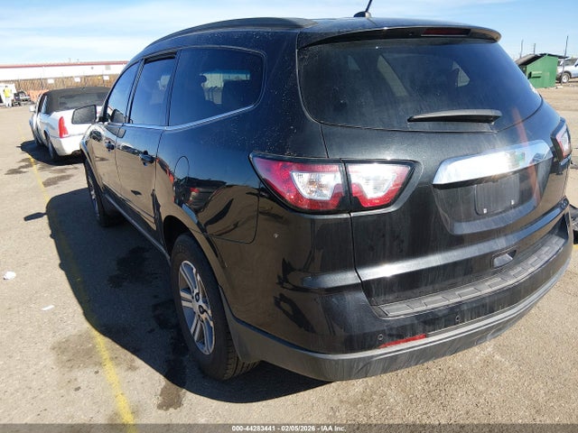 2015 CHEVROLET TRAVERSE 1GNKVGKD7FJ322874 Photo 2