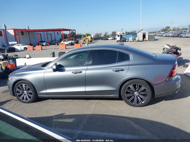 7JR102FL0LG037483 Volvo S60 T5 Inscription