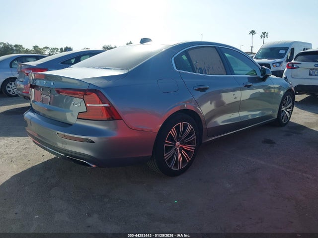 2020 VOLVO S60 7JR102FL0LG037483 Photo 3