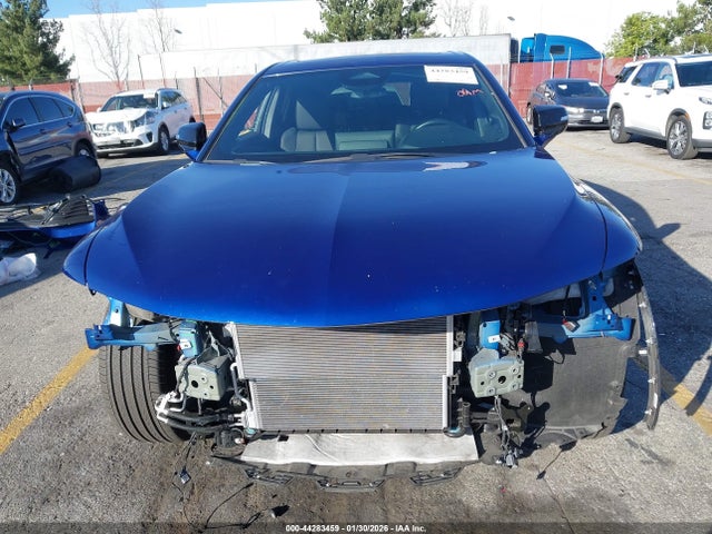 4W5KHMRK1RZ501925 Acura Zdx A-spec