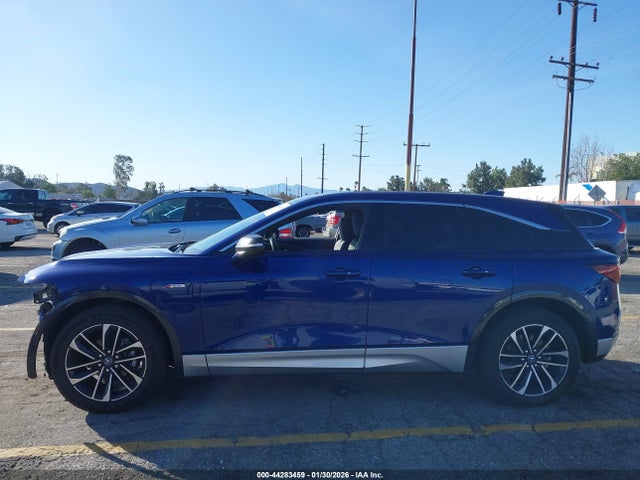 4W5KHMRK1RZ501925 Acura Zdx A-spec
