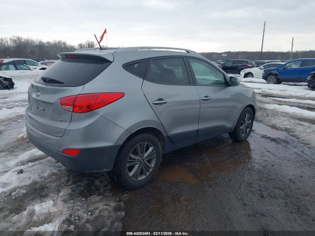 Продажа на аукционе авто 2015 Hyundai Tucson Se, vin: KM8JUCAG1FU066012, номер лота: 44283493