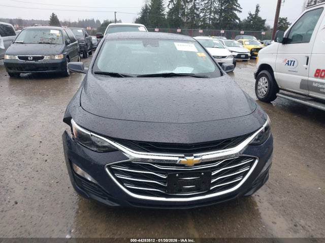 1G1ZD5ST2SF149177 Chevrolet Malibu Fwd 1lt