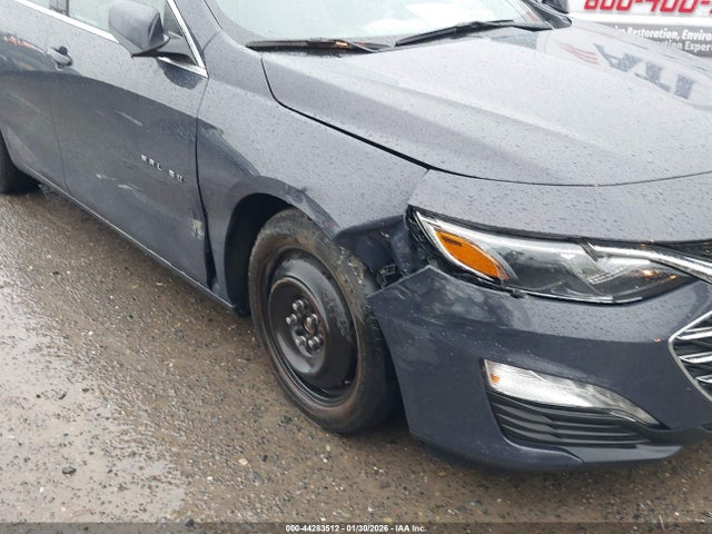 1G1ZD5ST2SF149177 Chevrolet Malibu Fwd 1lt