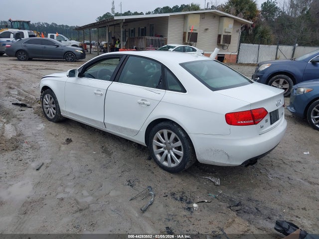 2012 AUDI A4 WAUBFAFL1CN004478 Photo 2