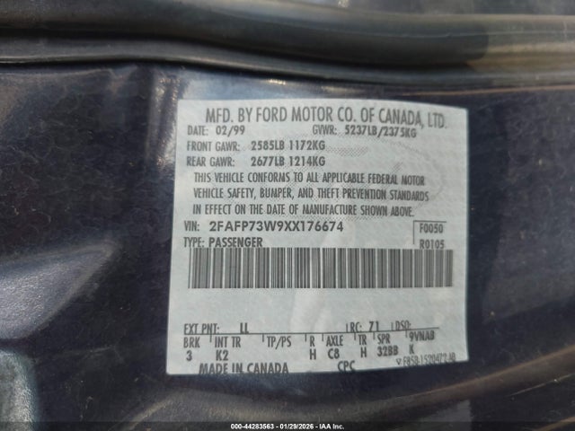 1999 FORD CROWN VICTORIA 2FAFP73W9XX176674 Photo 8