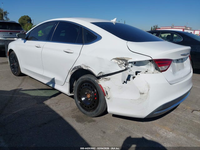Chrysler 200 Limited 2016 1C3CCCAB3GN146867 Image 3