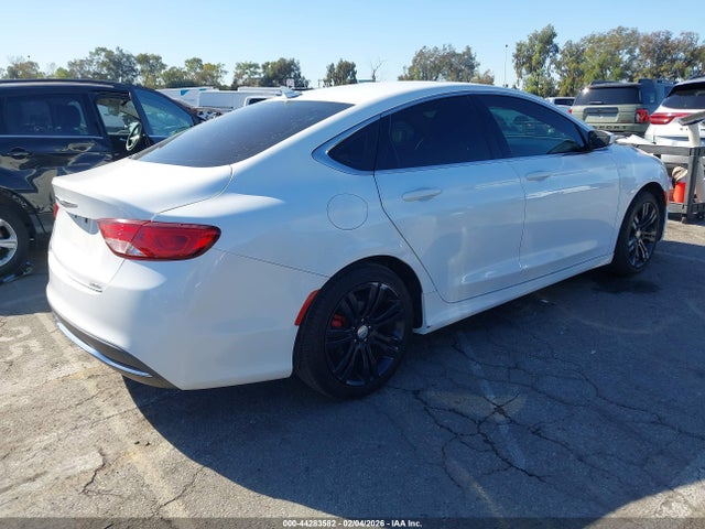Chrysler 200 Limited 2016 1C3CCCAB3GN146867 Image 4