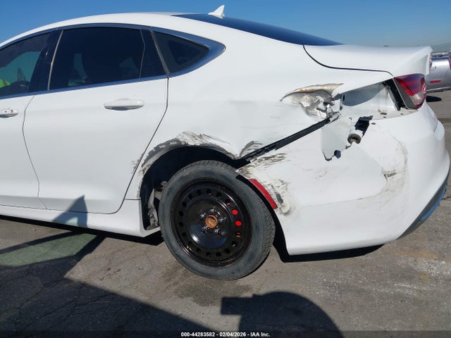 Chrysler 200 Limited 2016 1C3CCCAB3GN146867 Image 6