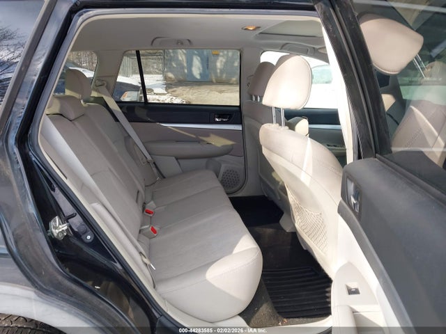 2013 Subaru Outback 2.5i Premium მანქანა იყიდება აუქციონზე, vin: 4S4BRCGC4D3284622, აუქციონის ნომერი: 44283585
