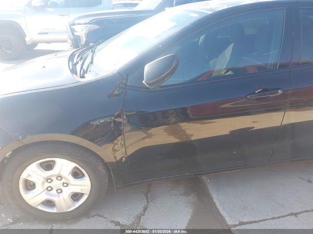 1C3CDFAA5ED668635 Dodge DART SE