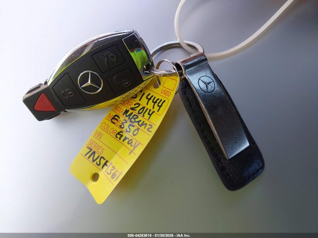 Mercedes-Benz E 350 2014 WDDHF5KB3EA889090 Image 11