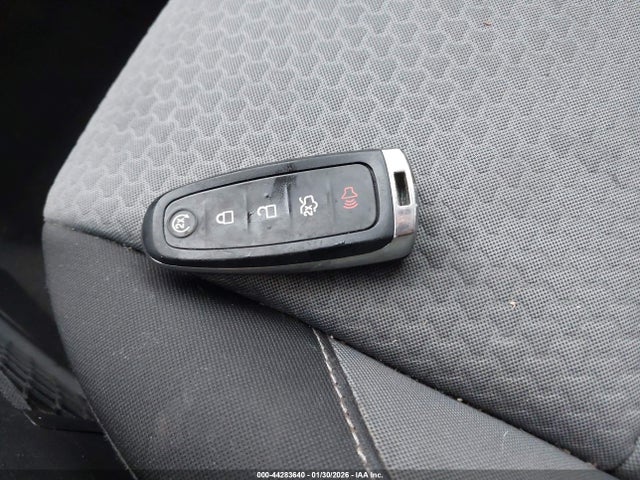 Ford ESCAPE SE 2019 1FMCU9GDXKUC48830 Image 11