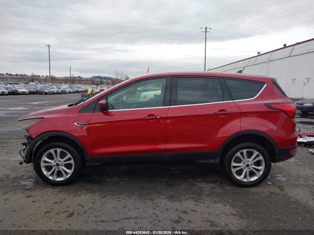 Ford ESCAPE SE 2019 1FMCU9GDXKUC48830 Image 15