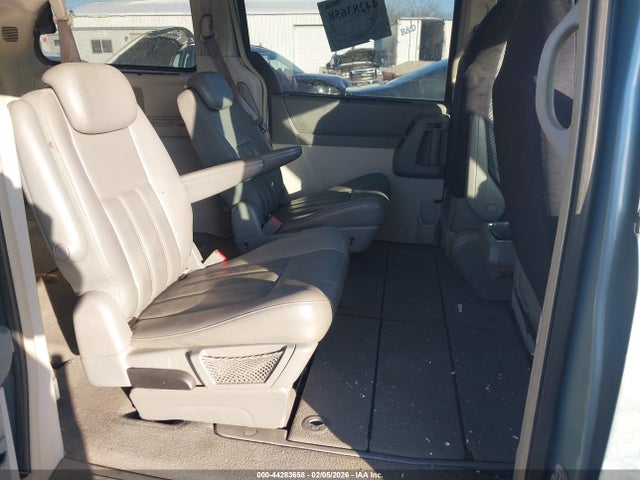 Продажа на аукционе авто 2010 Chrysler Town & Country Touring, vin: 2A4RR5DX5AR186055, номер лота: 44283658