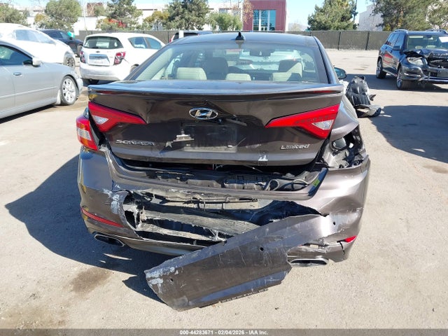 Hyundai Sonata Limited 2015 5NPE34AF3FH177970 Image 17