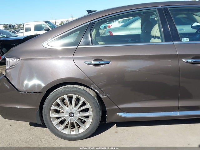 Hyundai Sonata Limited 2015 5NPE34AF3FH177970 Image 18