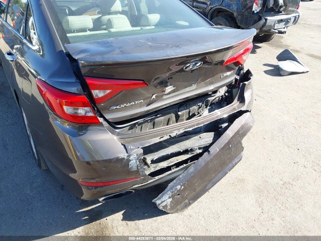 Hyundai Sonata Limited 2015 5NPE34AF3FH177970 Image 6