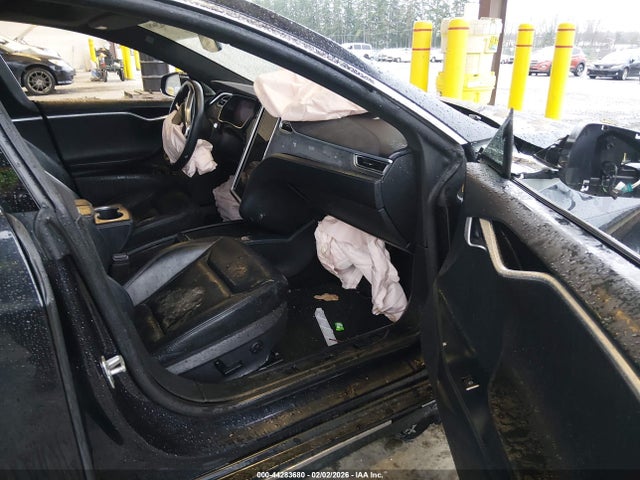 2016 TESLA MODEL S 5YJSA1E41GF130162 Photo 4