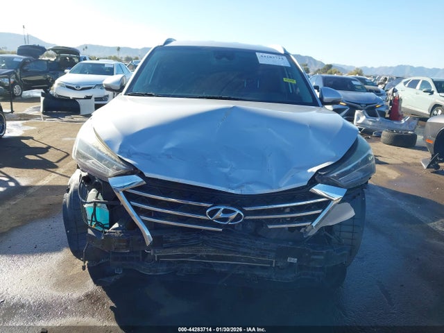 KM8J33AL1KU062374 Hyundai Tucson Limited