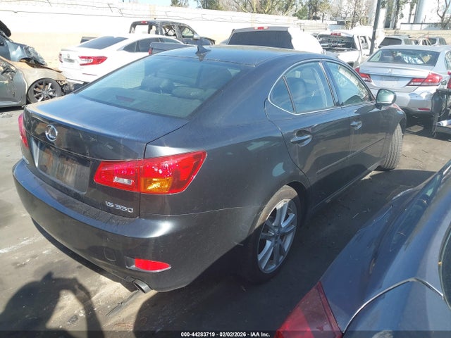 2007 LEXUS IS 350 JTHBE262372009304 Photo 3