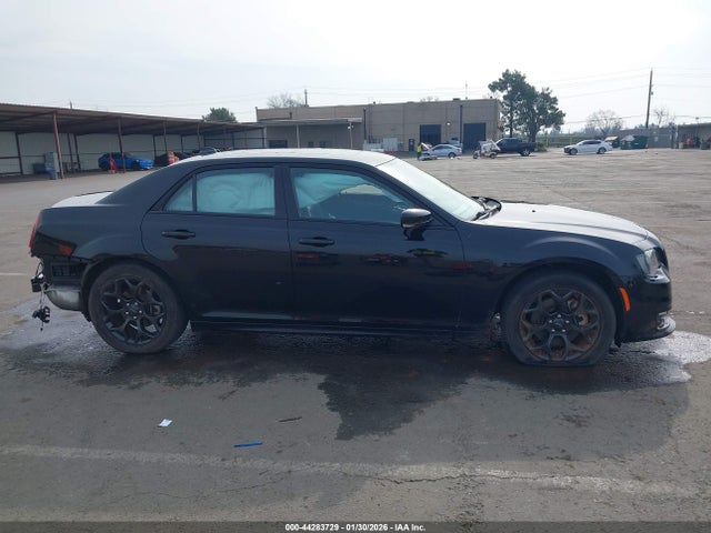 Chrysler 300 Touring L Awd 2023 2C3CCASG9PH566141 Image 14