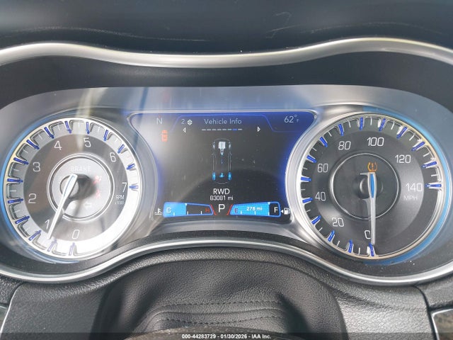 Chrysler 300 Touring L Awd 2023 2C3CCASG9PH566141 Image 7