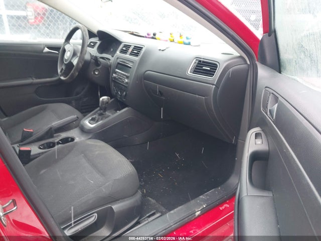 Продаж на аукціоні авто 2013 Volkswagen Jetta 2.0l S, vin: 3VW2K7AJ8DM235278, номер лоту: 44283786