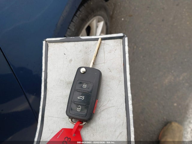 3VW2K7AJXFM239545 Volkswagen Jetta 2.0l S