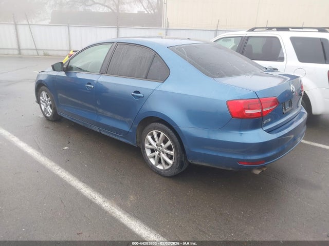 3VW2K7AJXFM239545 Volkswagen Jetta 2.0l S