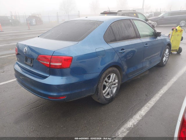 3VW2K7AJXFM239545 Volkswagen Jetta 2.0l S