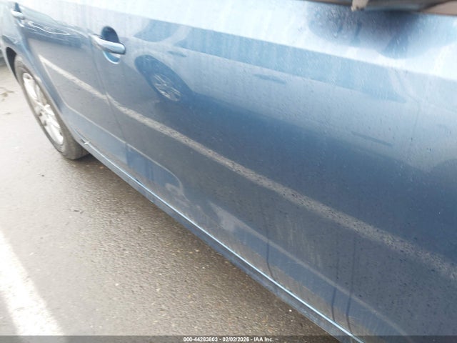 3VW2K7AJXFM239545 Volkswagen Jetta 2.0l S