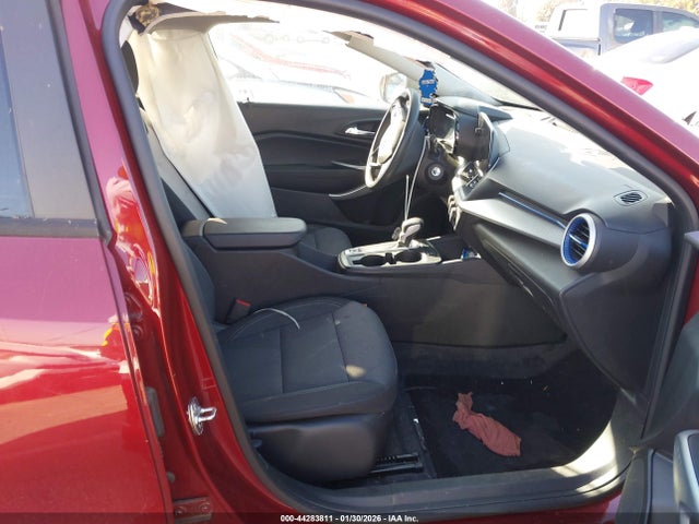 KL77LFE2XRC143131 Chevrolet Trax Fwd Sp
