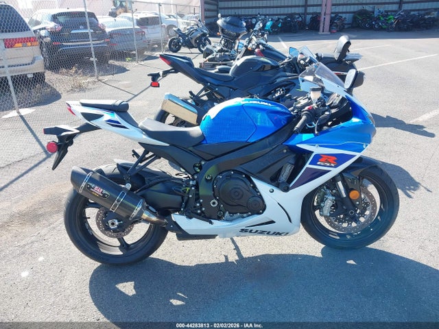Suzuki GSX-R600 2025 JS1GN7FA3S7100199 Image 12