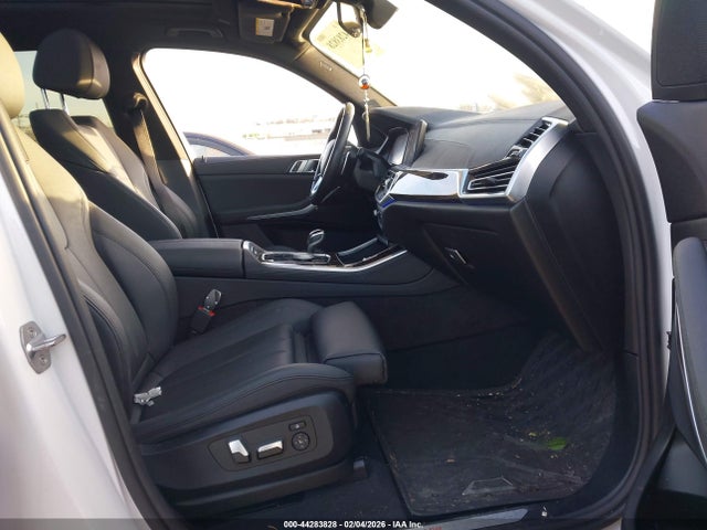 44283828 :رقم المزاد ، 5UXCR6C51KLL51982 vin ، 2019 Bmw X5 Xdrive40i مزاد بيع
