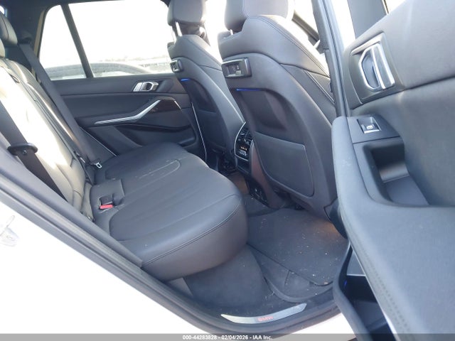 44283828 :رقم المزاد ، 5UXCR6C51KLL51982 vin ، 2019 Bmw X5 Xdrive40i مزاد بيع