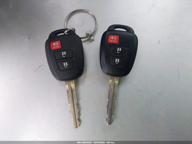 7MUAAABG9PV053715 Toyota Corolla Cross L
