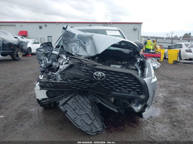 7MUAAABG9PV053715 Toyota Corolla Cross L