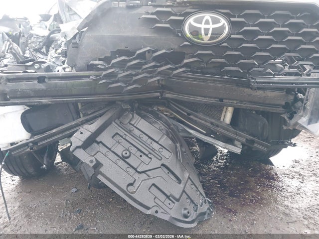 7MUAAABG9PV053715 Toyota Corolla Cross L
