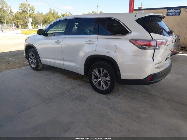 2015 TOYOTA HIGHLANDER 5TDZKRFH9FS118041 Photo 2