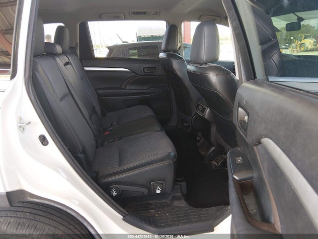 2015 TOYOTA HIGHLANDER 5TDZKRFH9FS118041 Photo 7