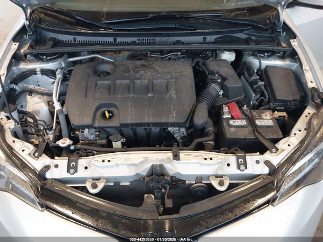 2T1BURHE0JC056738 Toyota COROLLA LE
