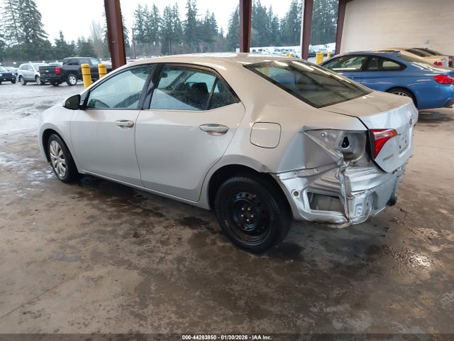 2T1BURHE0JC056738 Toyota COROLLA LE