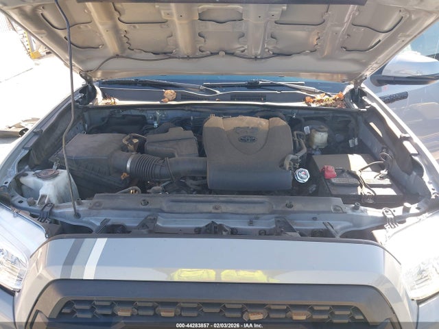 5TFCZ5AN1MX280065 Toyota Tacoma Sr5 V6